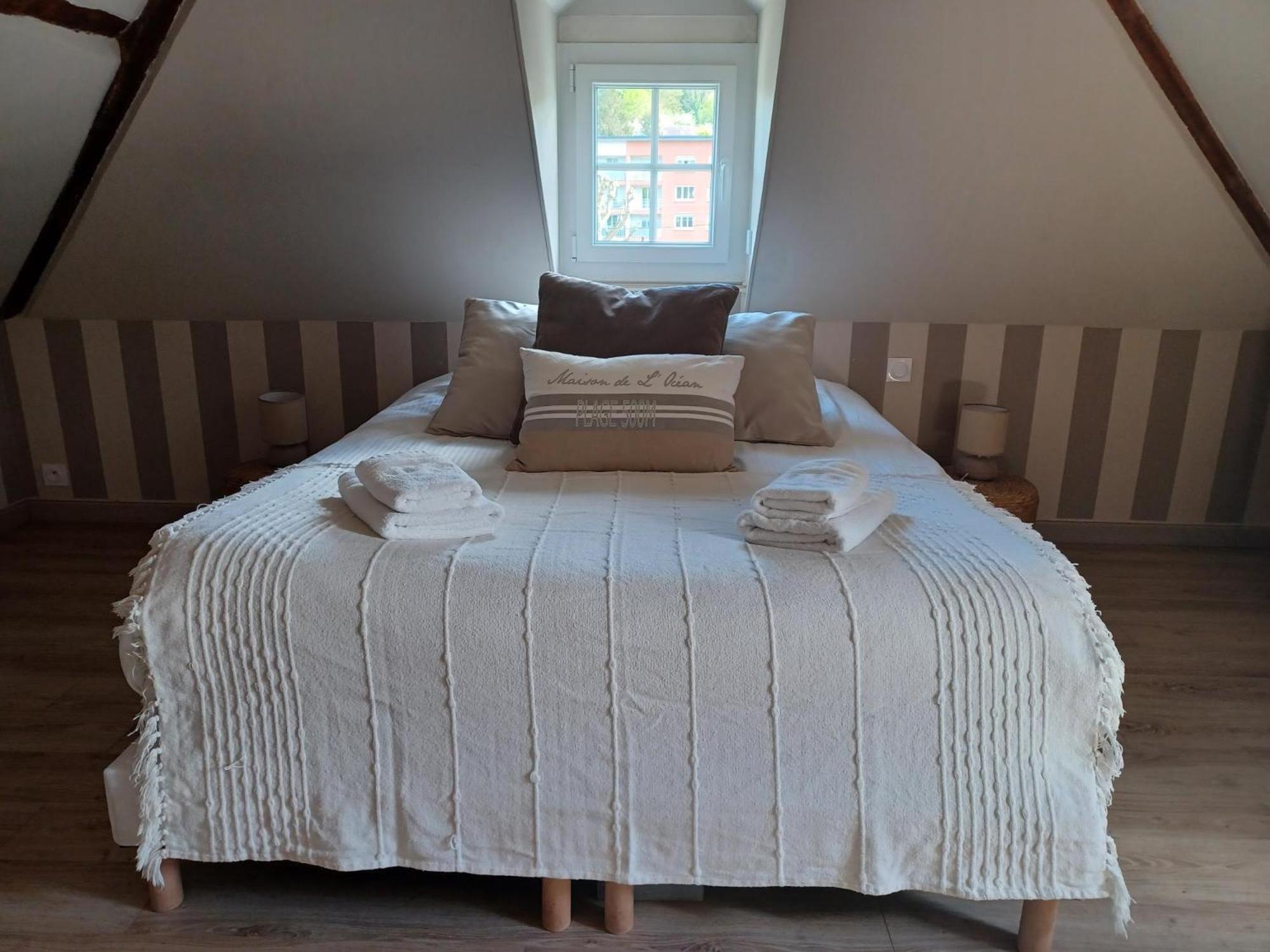 Bed and Breakfast Les Pommiers Онфлер Екстер'єр фото